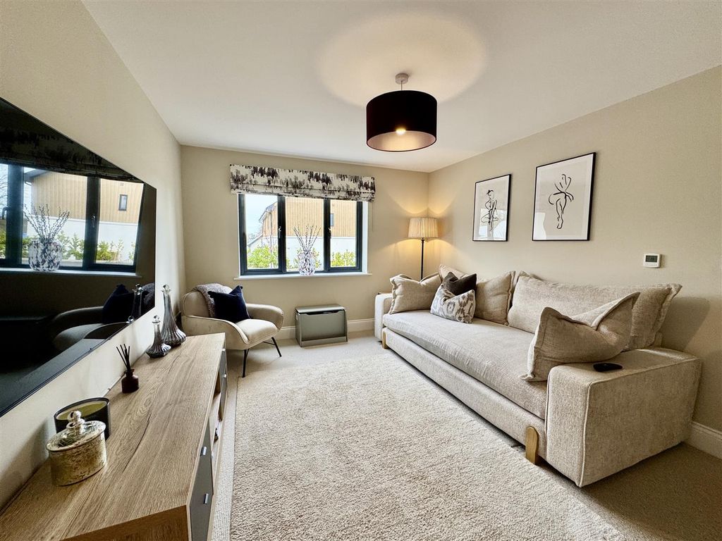 Property photo 3 of 30 Img_3483.Jpg