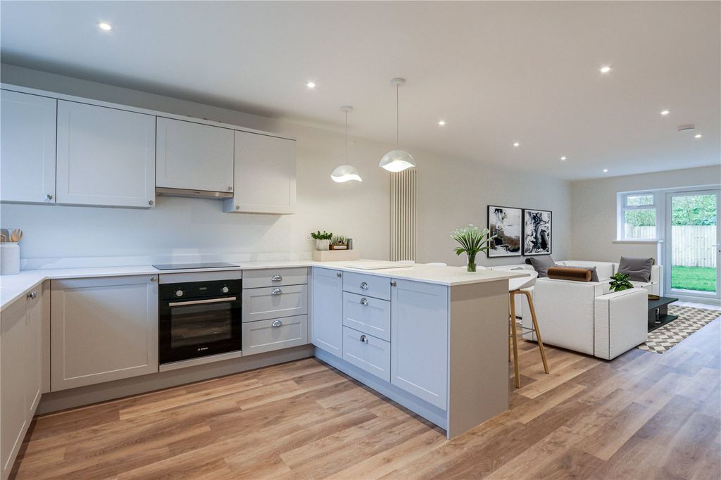 Property photo 3 of 13 Kitchen