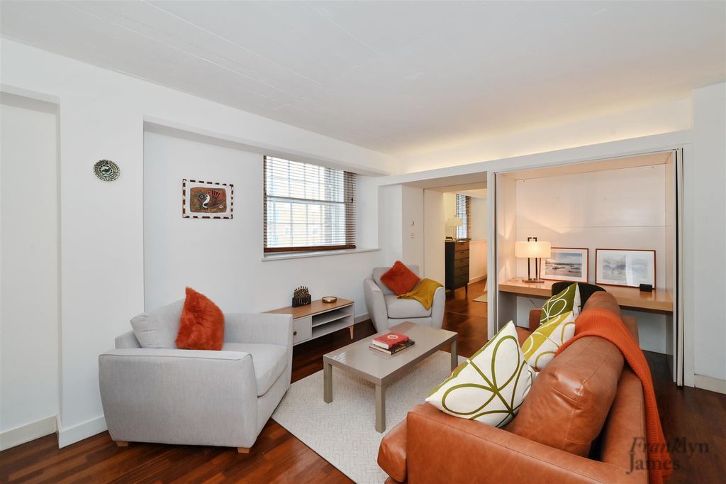 Property photo 2 of 11 The-Listed-Building (4).Jpg