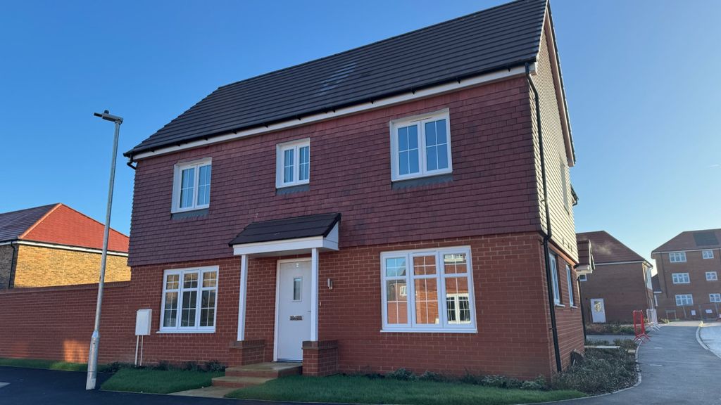 Property photo 2 of 3