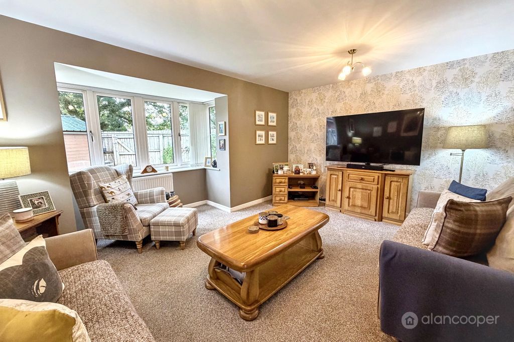 Property photo 2 of 23 5694086