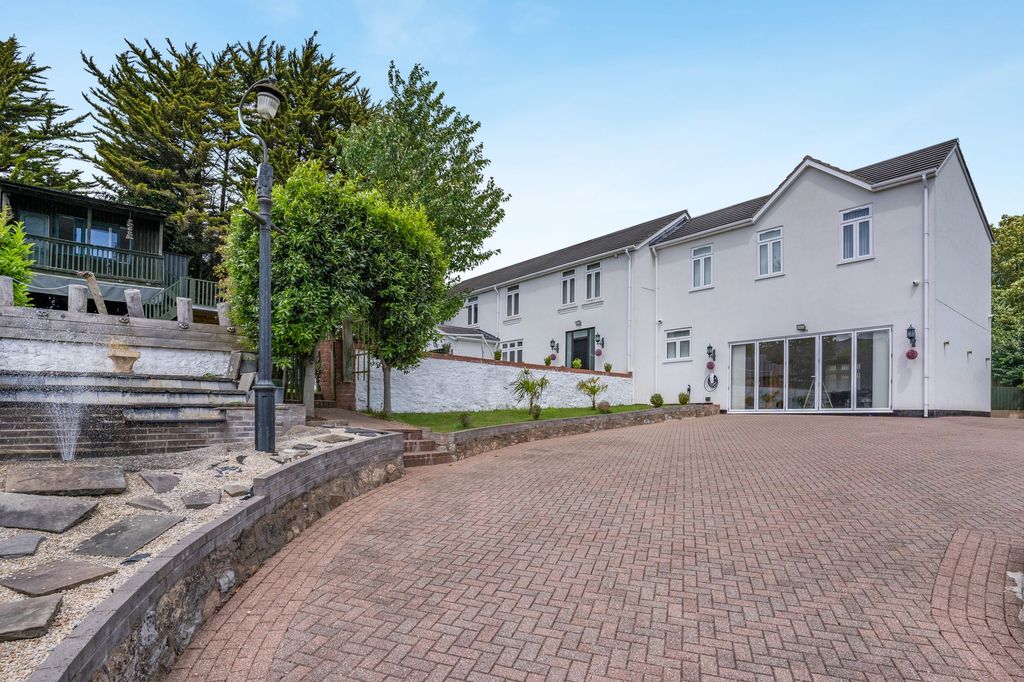 Additional image 23 of 6 bed detached house for saleChurch Road, Old St. Mellons CF3