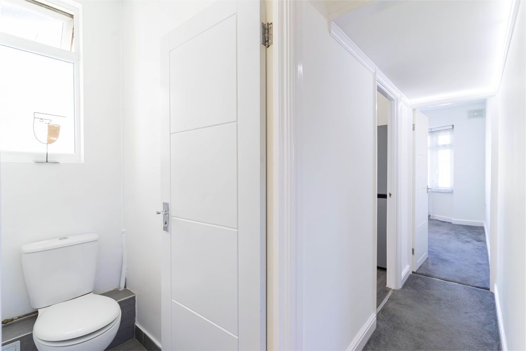 Property photo 2 of 13 WC