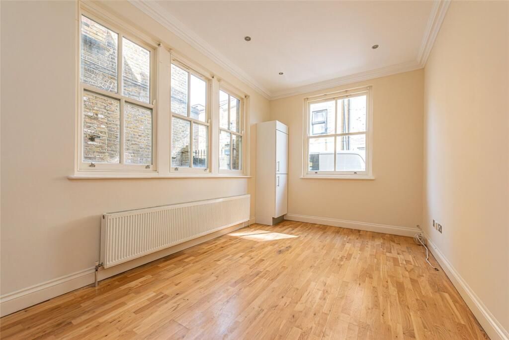 Property photo 3 of 6 Gallery