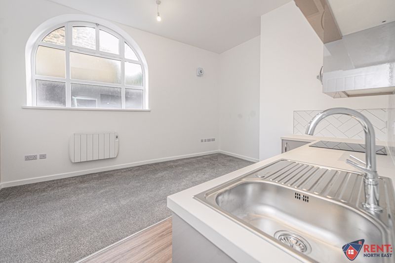 Property photo 2 of 9 Photo 9