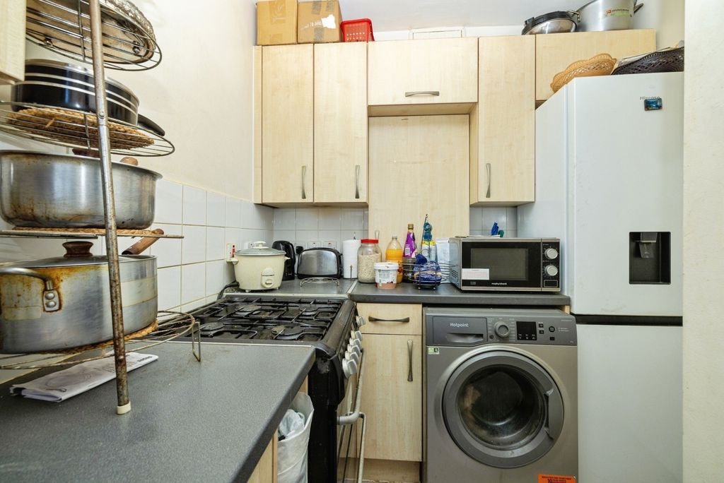 Property photo 3 of 20 Pbox-Img.Jpg