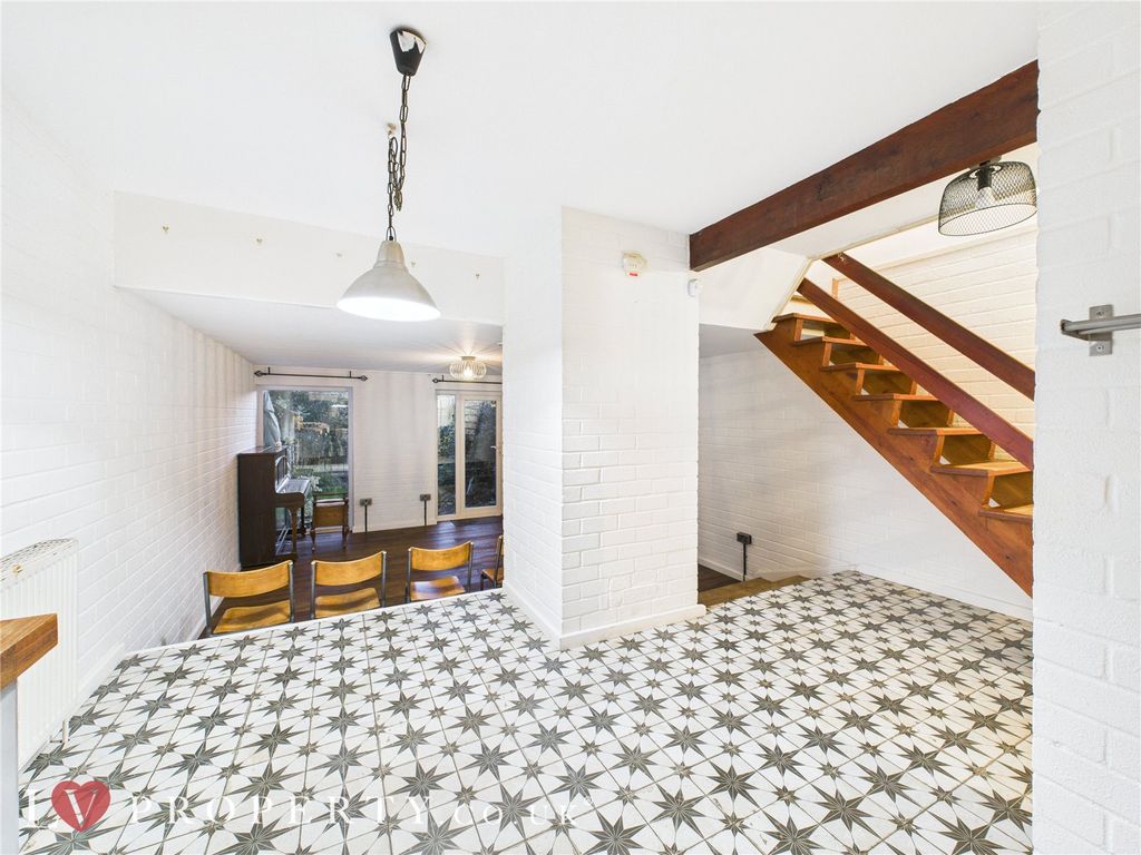 Property photo 2 of 14 Picture No. 03