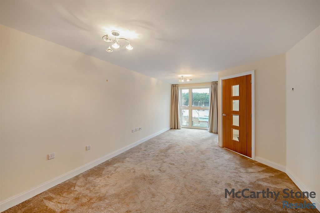 Property photo 3 of 17 Living Room: