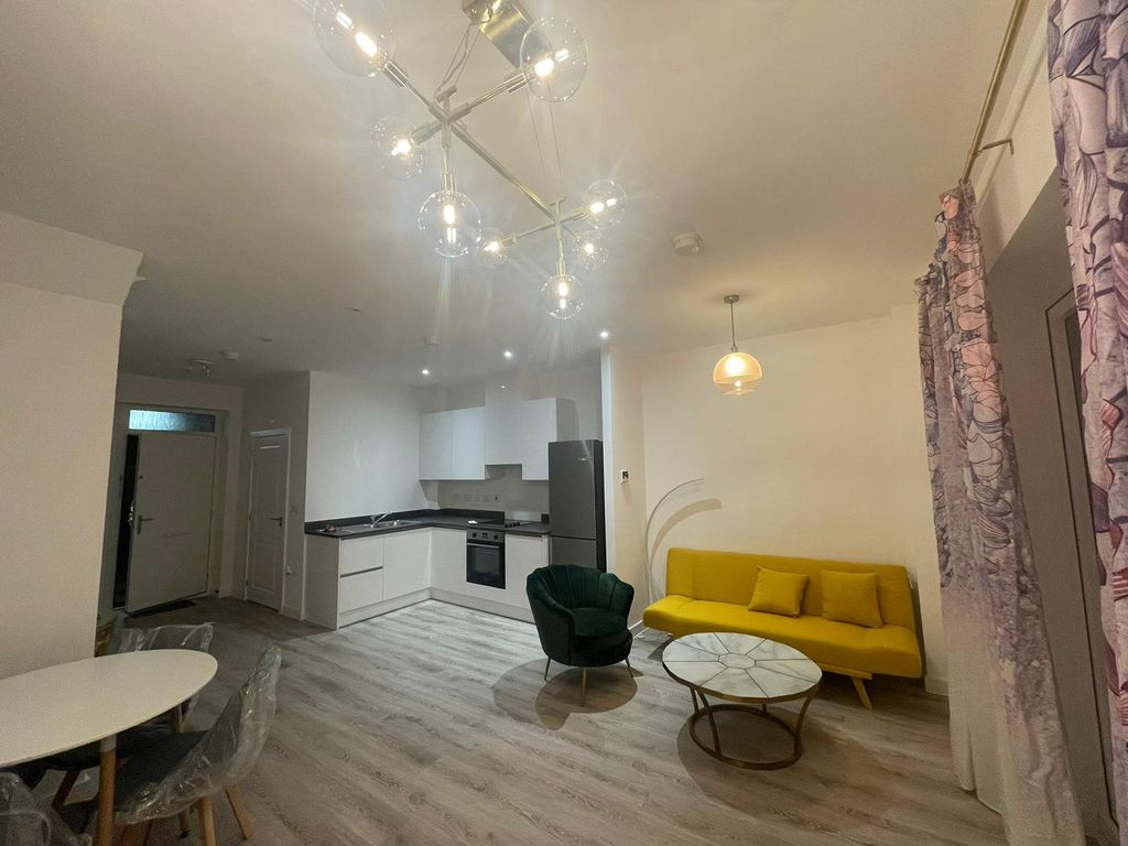 Property photo 2 of 10 Living Room