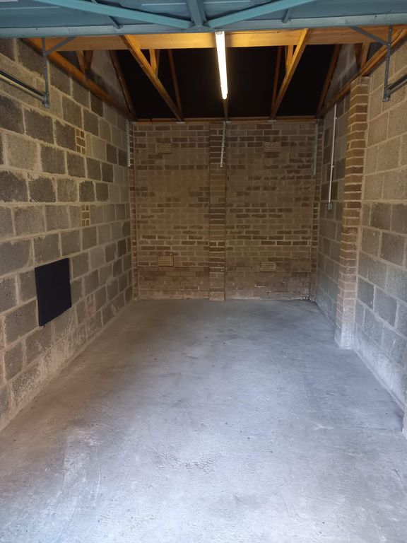 Property photo 2 of 2