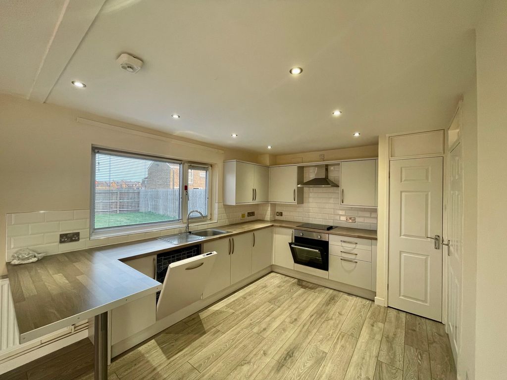 Property photo 2 of 12 View