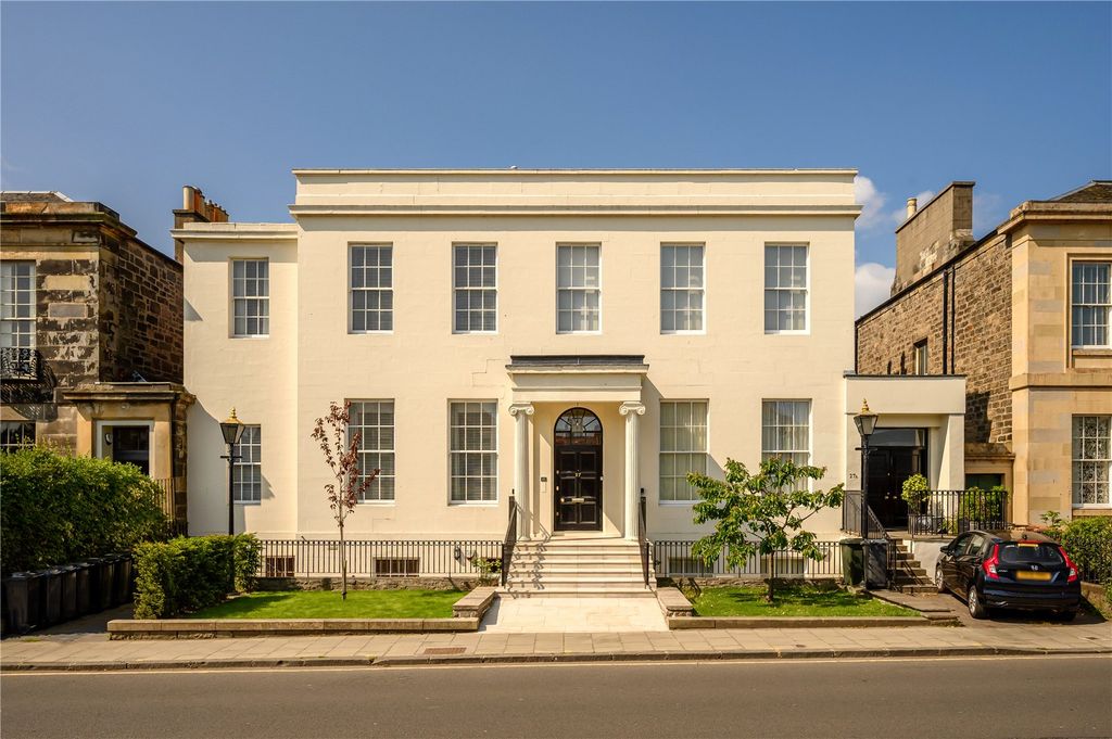Property photo 1 of 23 Inverleith Row