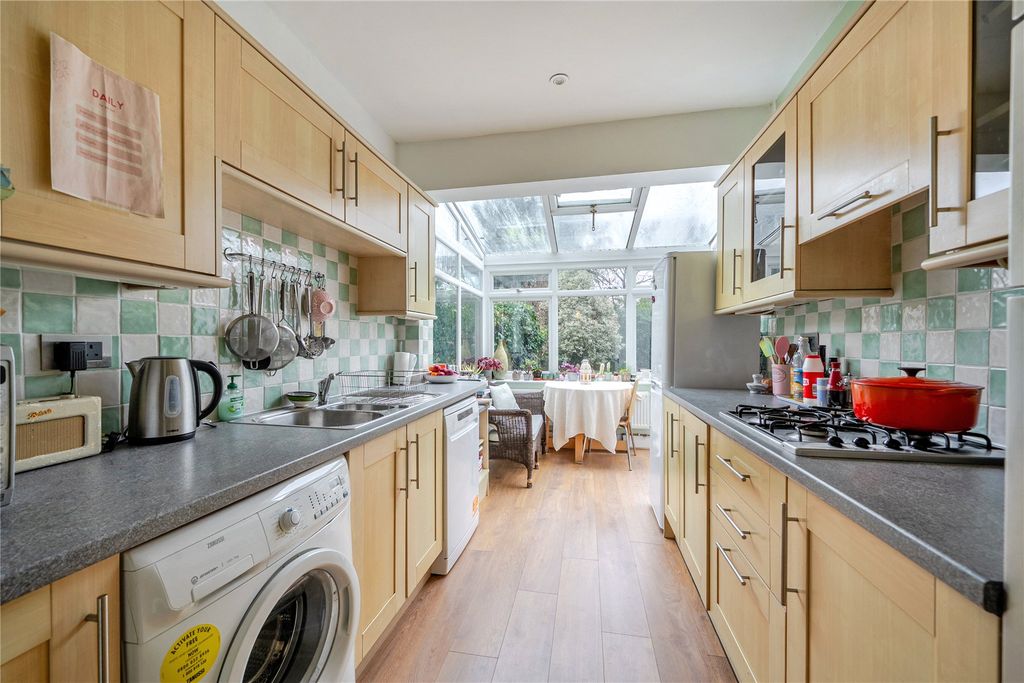 Property photo 3 of 18 Picture No. 09