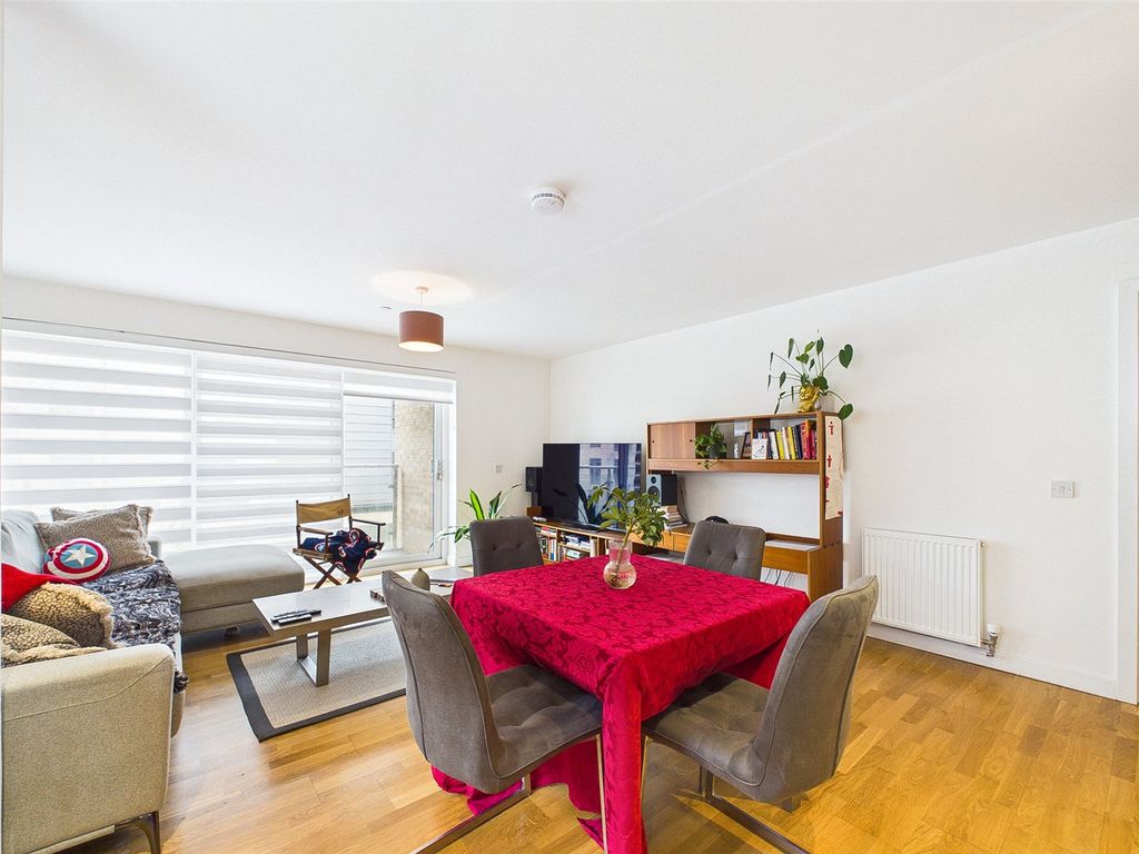 Additional image 5 of 2 bed flat for saleShrubhill Walk, Edinburgh EH7