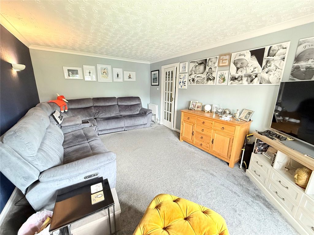 Property photo 3 of 14 Picture No. 02