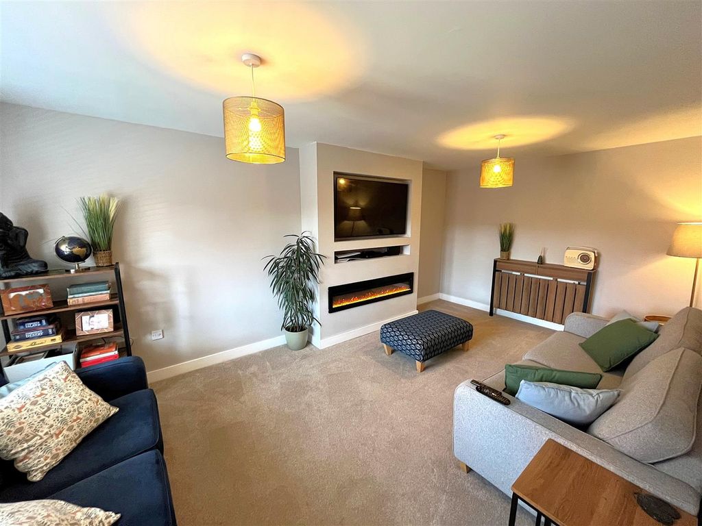 Property photo 3 of 13 73Meek5.Jpg