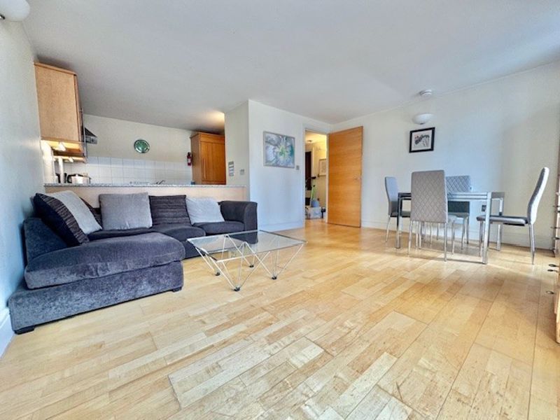 Property photo 1 of 8 Photo 10