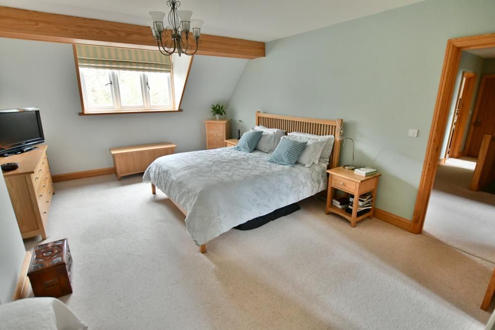 Property photo 2 of 30 Agents Notes