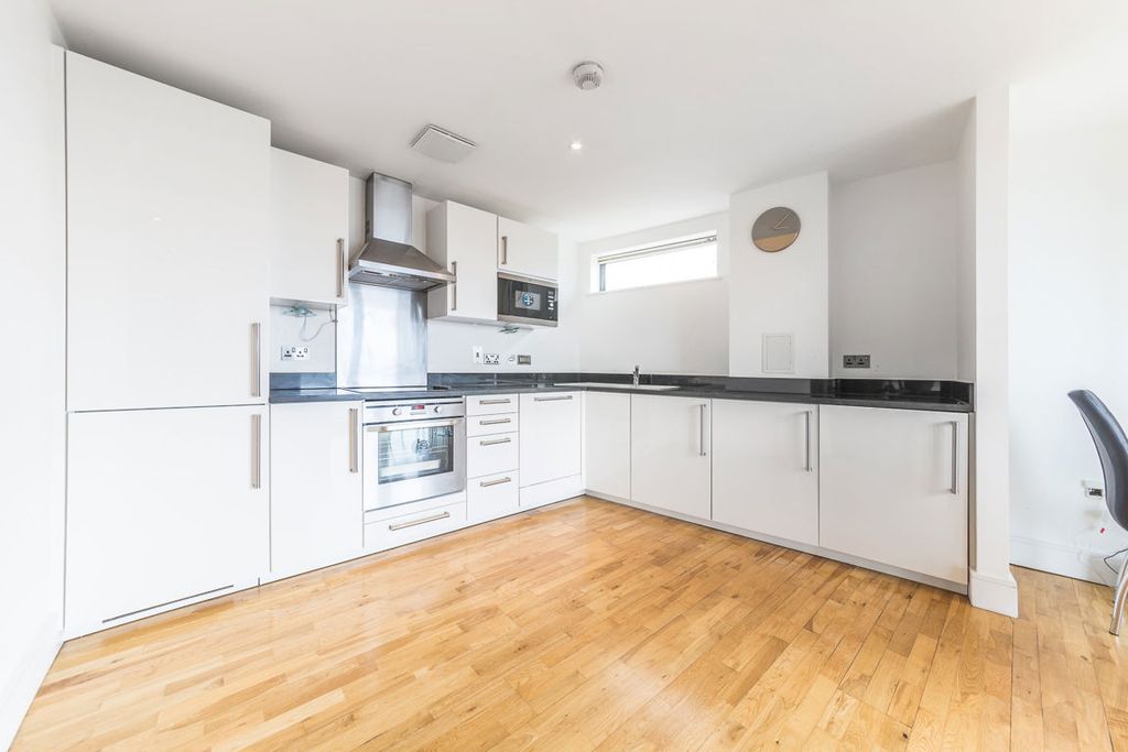 Property photo 3 of 7