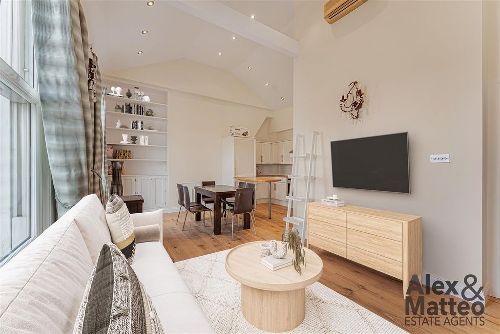 Property photo 1 of 7 Orange Place