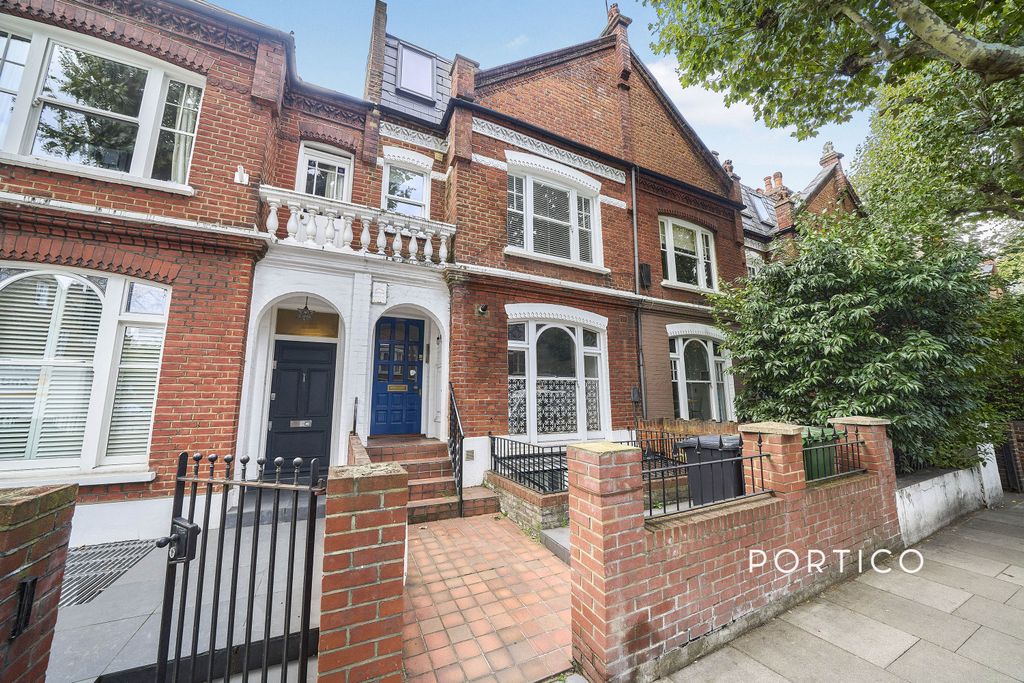 Property photo 1 of 10