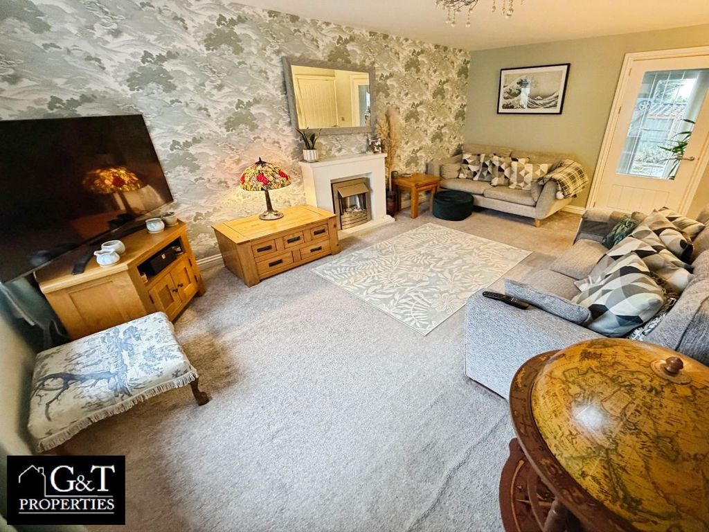 Property photo 2 of 17 Reception Room