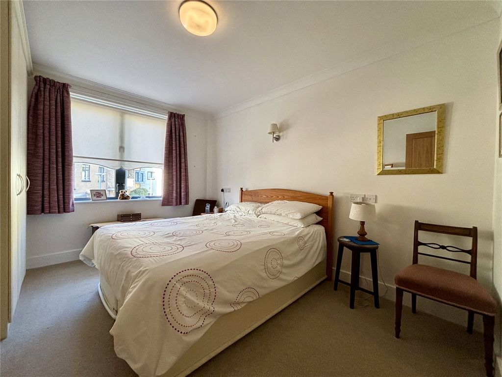 Property photo 3 of 12 Picture No. 05