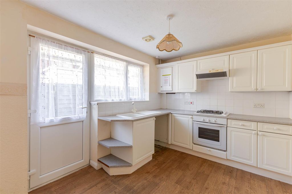 Property photo 3 of 16 Img_2303.Jpg