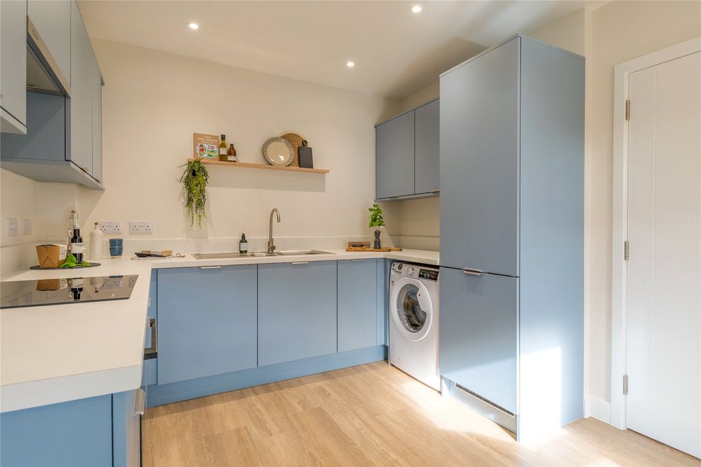 Property photo 2 of 7 Picture No. 04