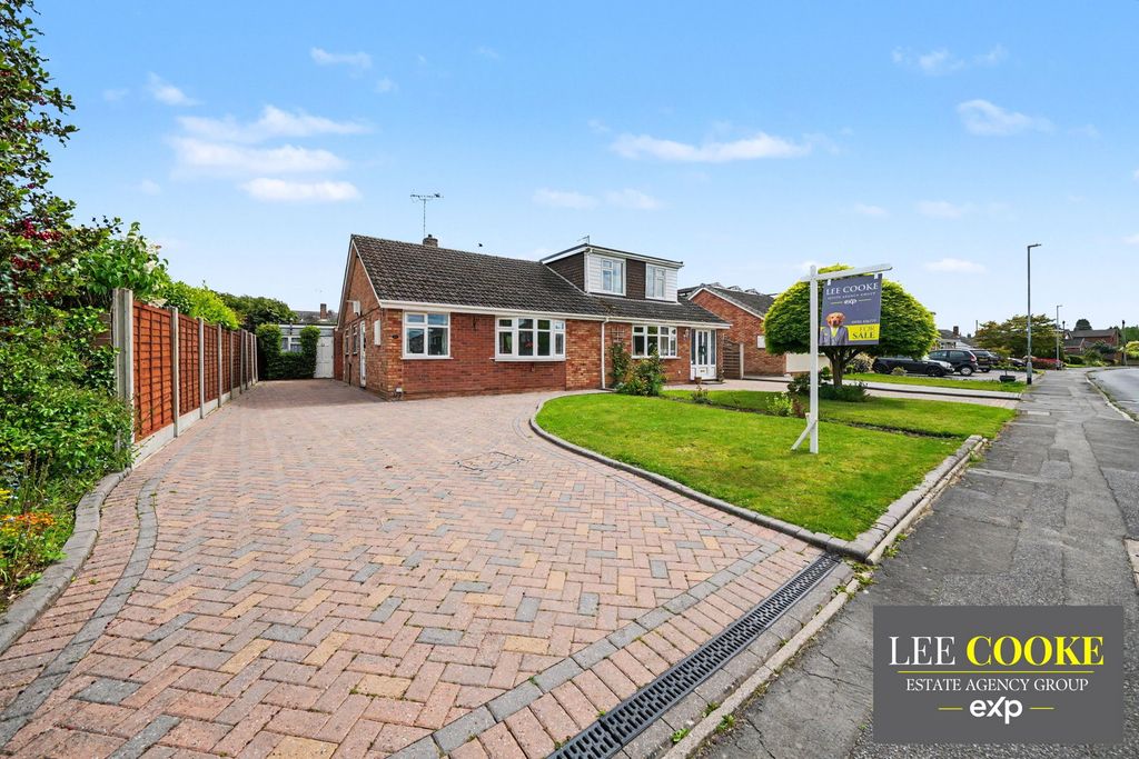 Property photo 1 of 33