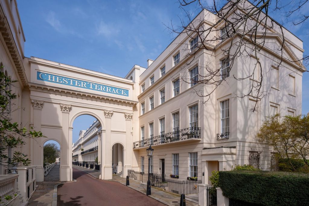 Property photo 2 of 29 Picture No. 02