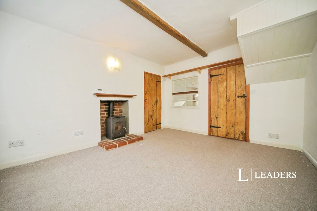 Property photo 3 of 12 Pbox-Img.Jpg