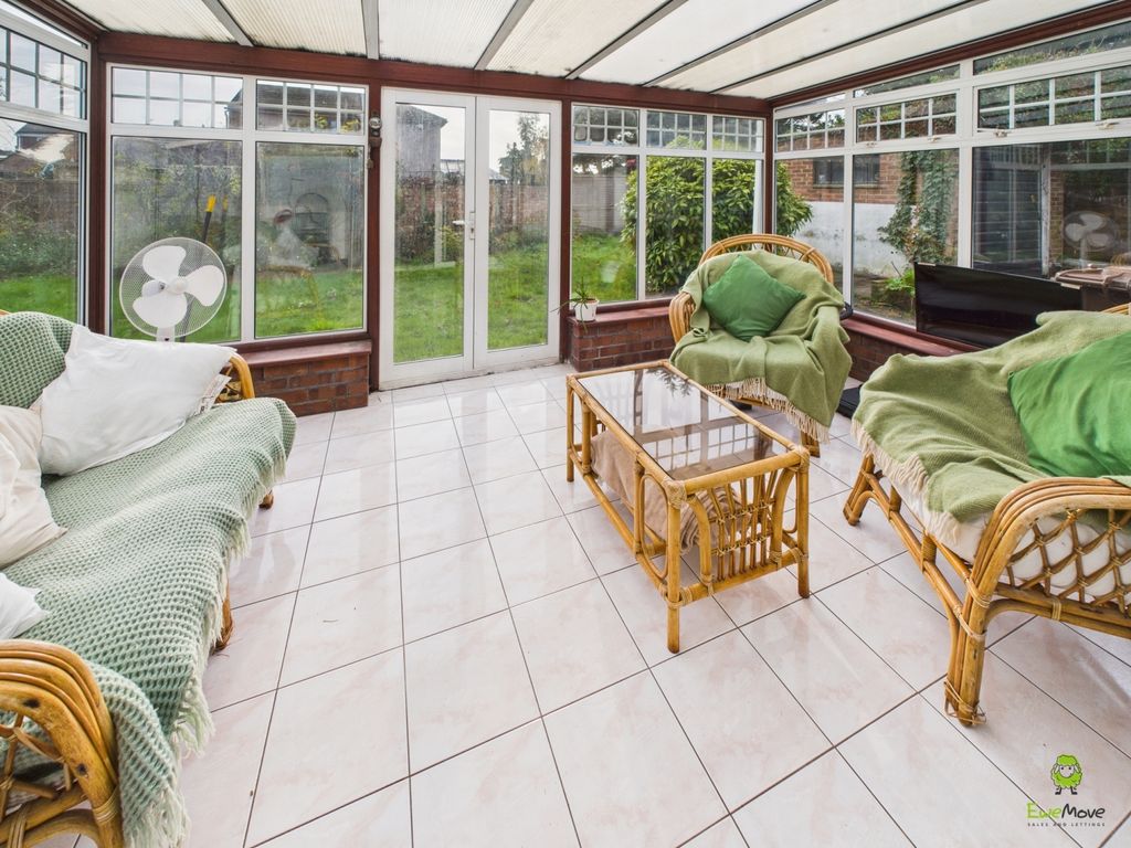 Property photo 2 of 8 Presented By Robert At Ewemove Bexleyheath And Dar