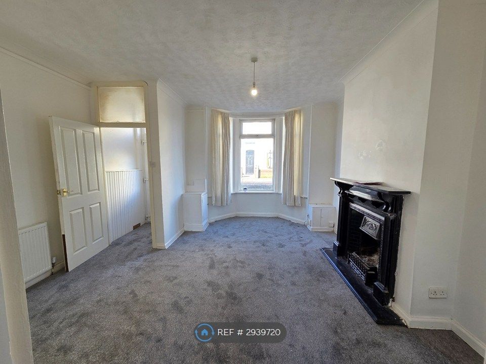Property photo 3 of 19