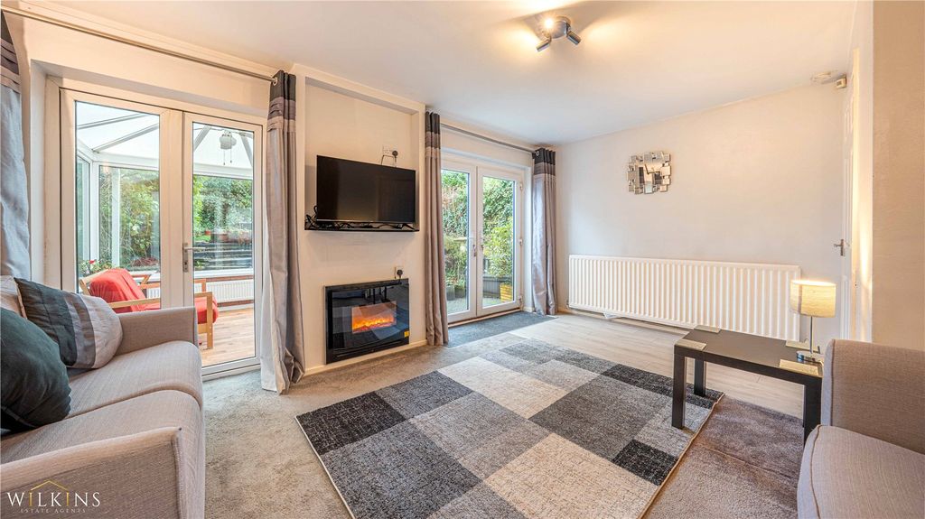 Property photo 2 of 32 Picture No. 42