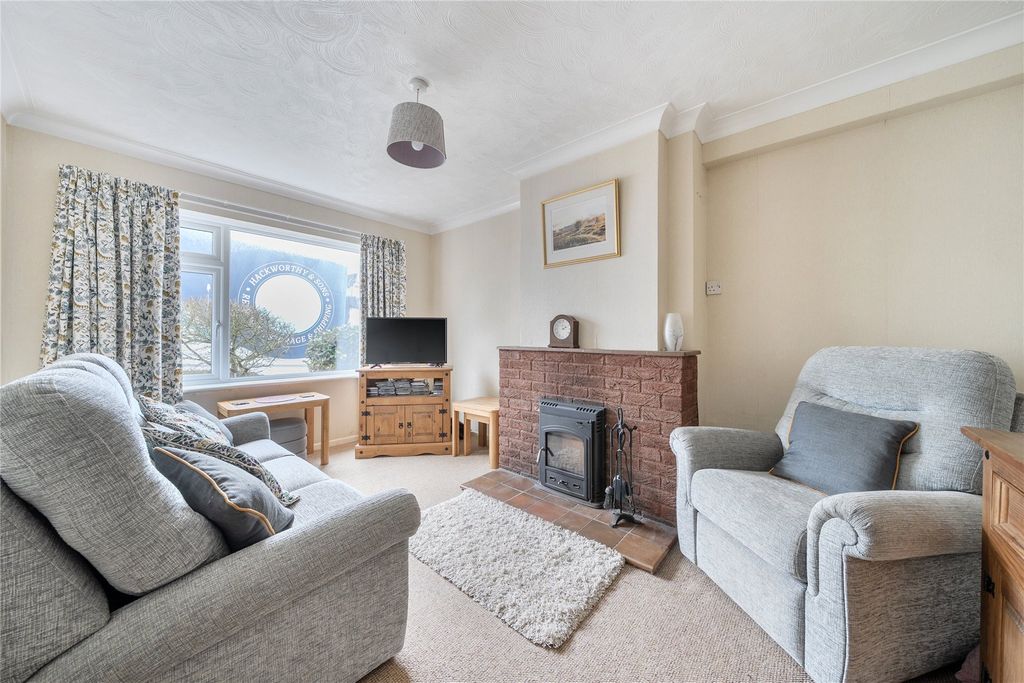 Property photo 2 of 18 2 - Picture No. 07