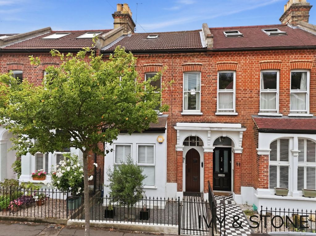 Property photo 1 of 15 4514870