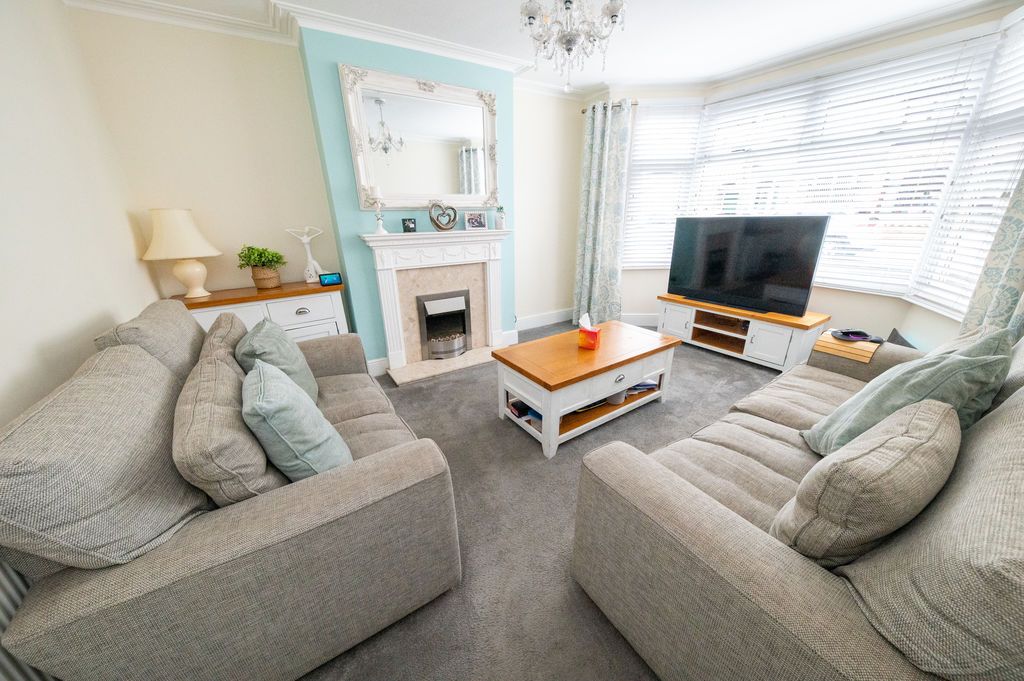 Property photo 2 of 14 Photo 14