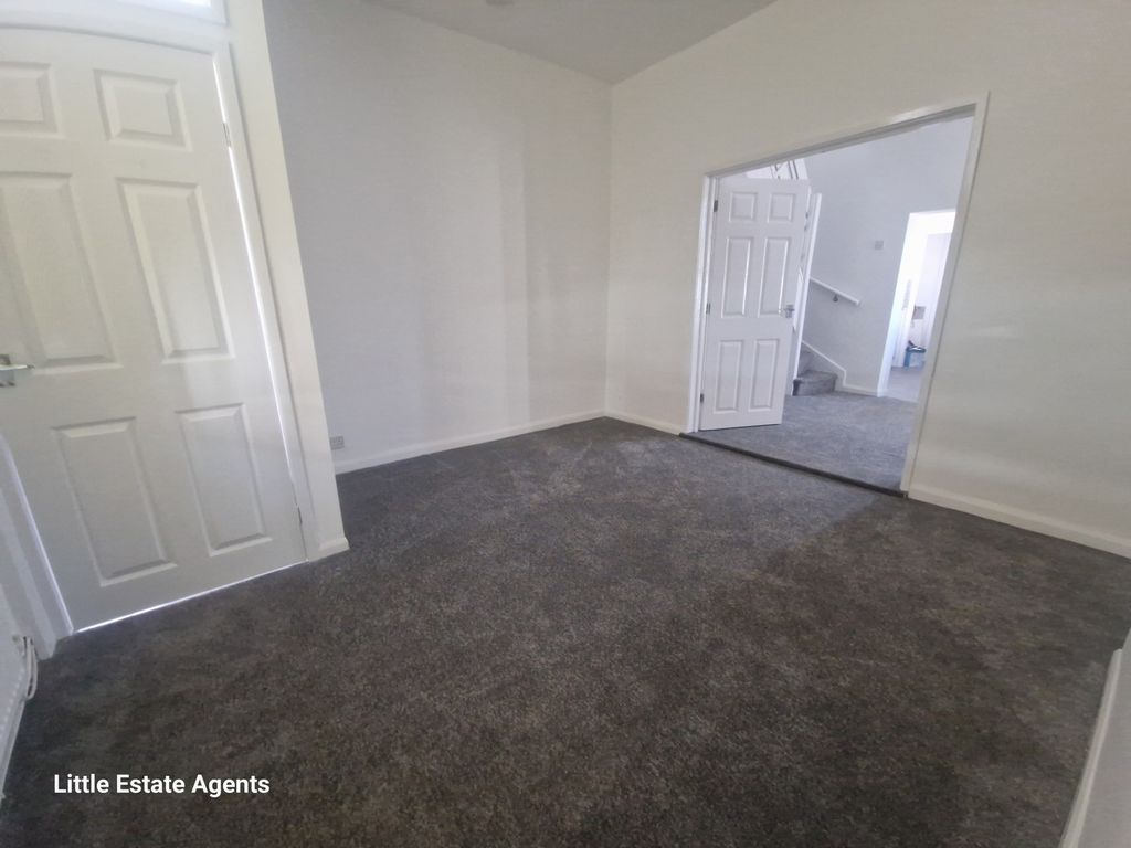 Property photo 3 of 15 Photo 3