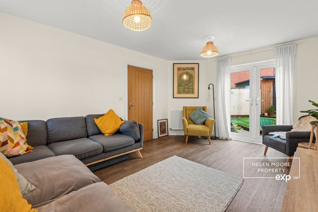 Property photo 3 of 16