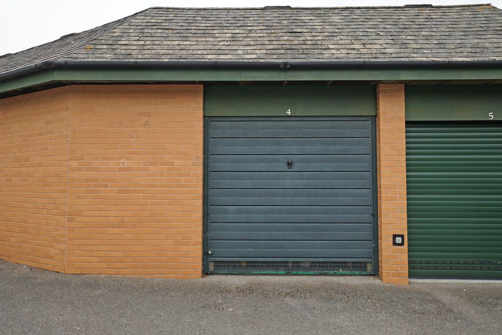 Property photo 3 of 26