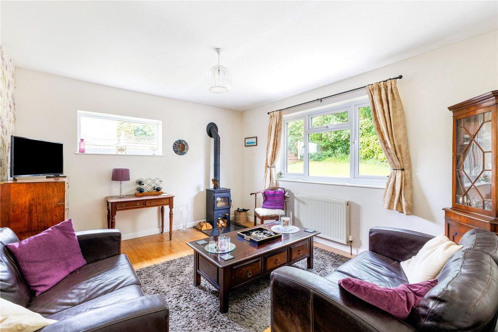 Property photo 2 of 16 Picture No. 04