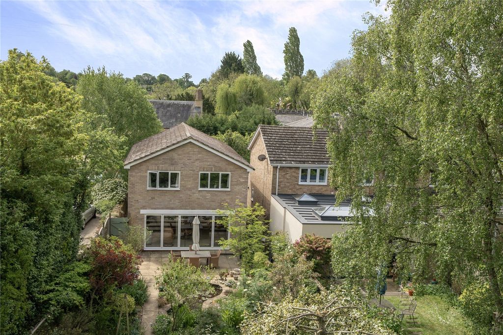 Property photo 3 of 25 Picture No. 30