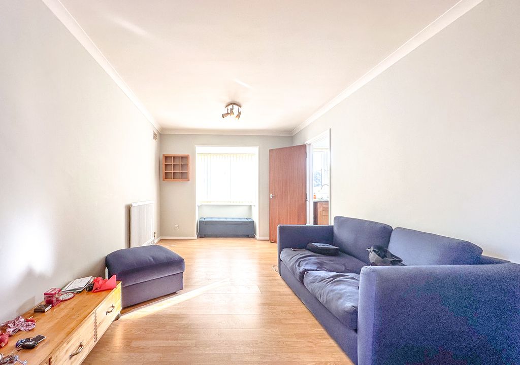 Property photo 3 of 9