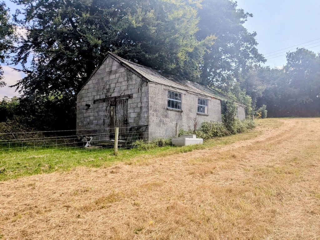 Property photo 3 of 19