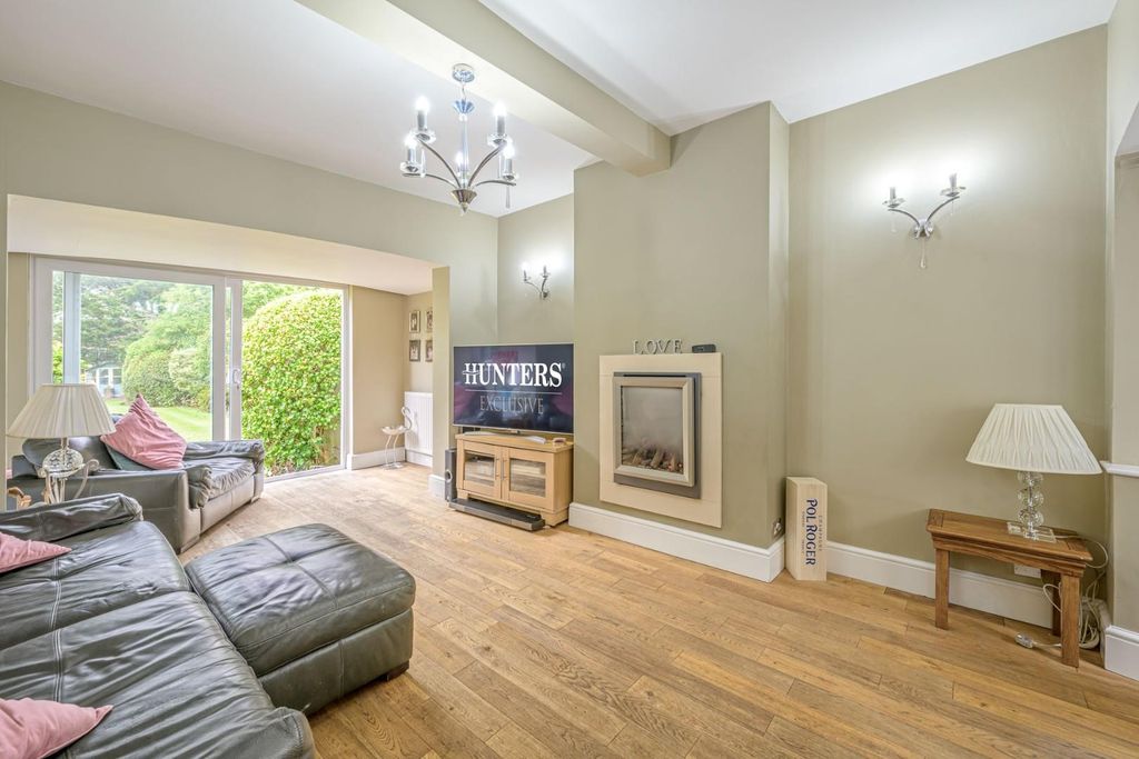 Property photo 2 of 23 Rear Reception Room 1