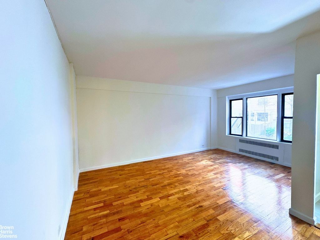 Property photo 3 of 11 <Alttext/>