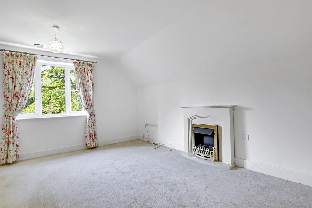 Property photo 3 of 15 06-840Fdsc00353-Medium.Jpg