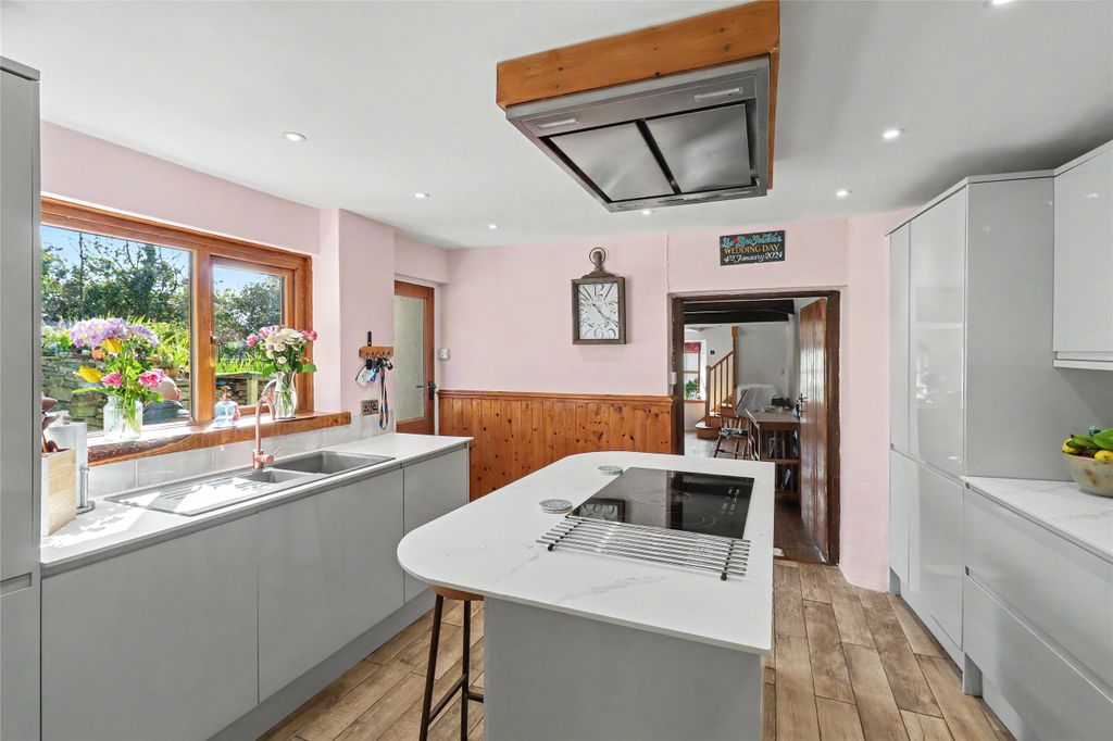 Additional image 5 of 3 bed detached house for saleEast Street, Braunton, Devon EX33