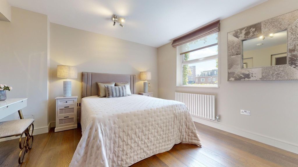 Property photo 3 of 26 Bedroom